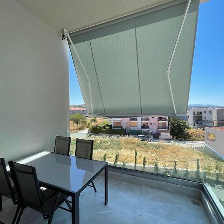 Callisto Luxury Suite Νικήτη Εξωτερικό φωτογραφία