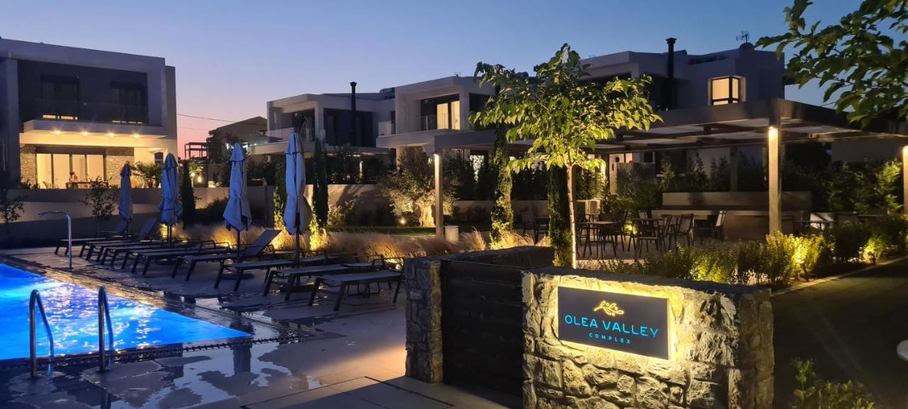Callisto Luxury Suite Νικήτη Εξωτερικό φωτογραφία