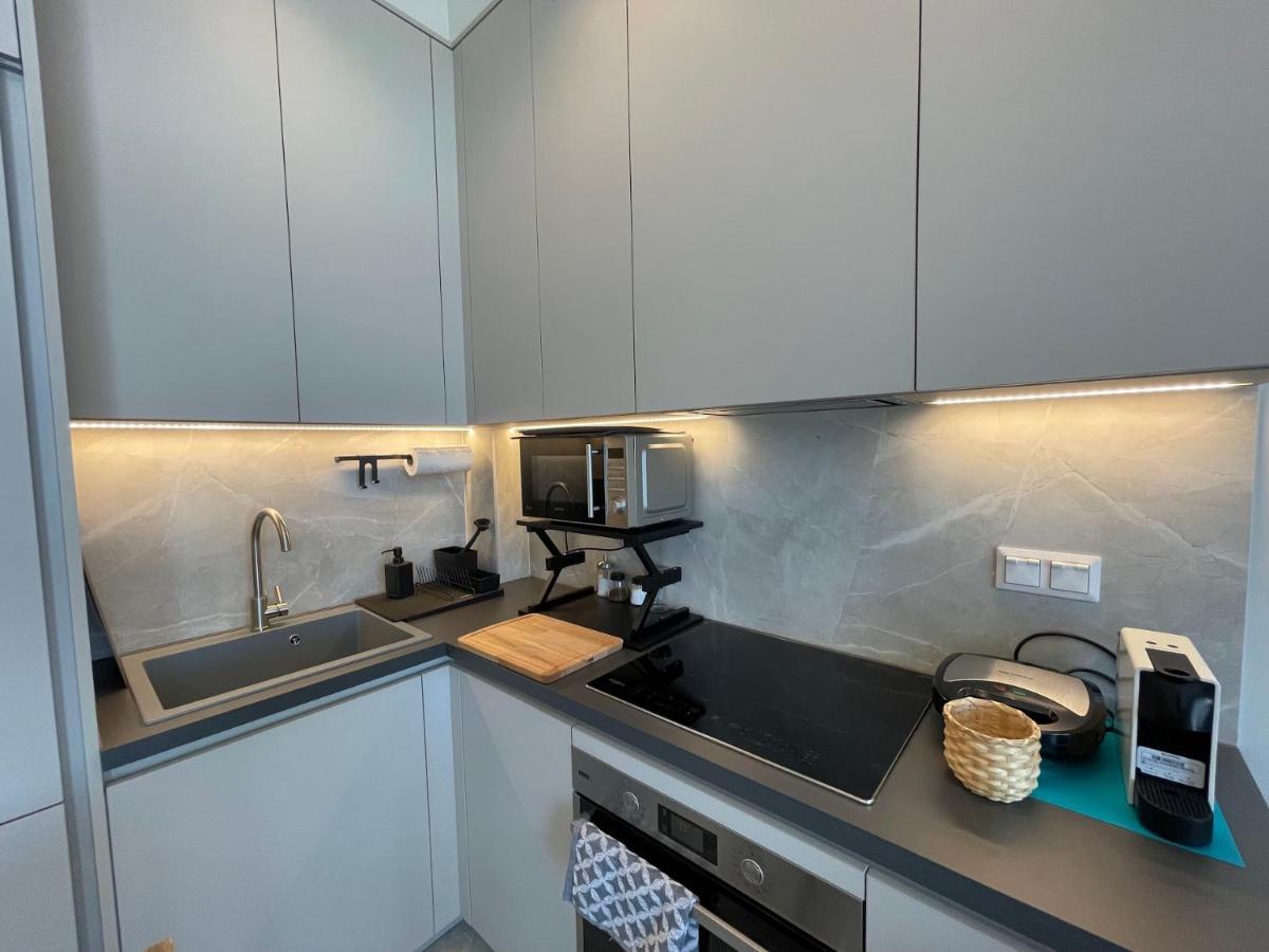 Callisto Luxury Suite Νικήτη Εξωτερικό φωτογραφία